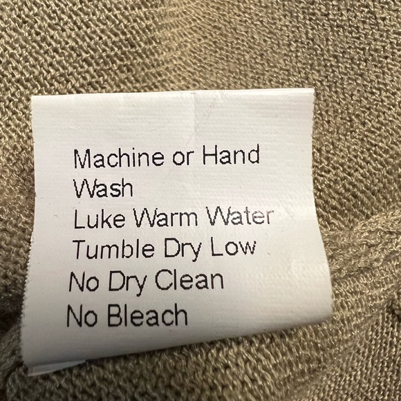 Ming Wang Beige Layering Tank Shirt Braided Scoop Neckline Size Small - Picture 10 of 10